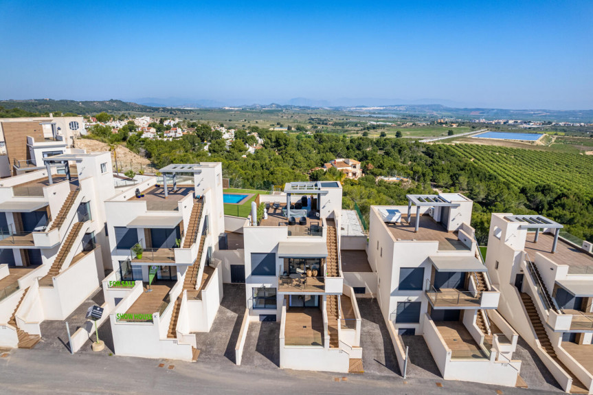 San Miguel de Salinas, New bungalow