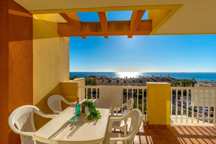 Dehesa de Campoamor, Apartamento con vistas al mar