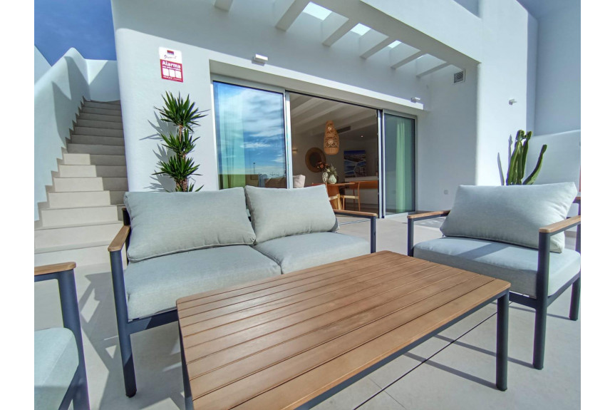 Dolores, Villas with solarium and pool