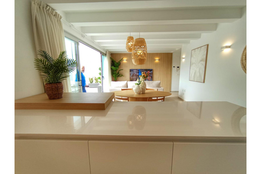 Dolores, Villas with solarium and pool