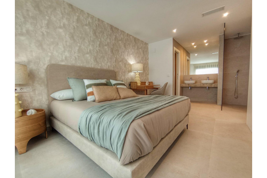 Dolores, Villas with solarium and pool
