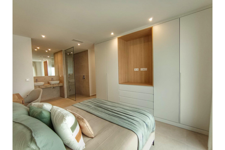 Dolores, Villas with solarium and pool