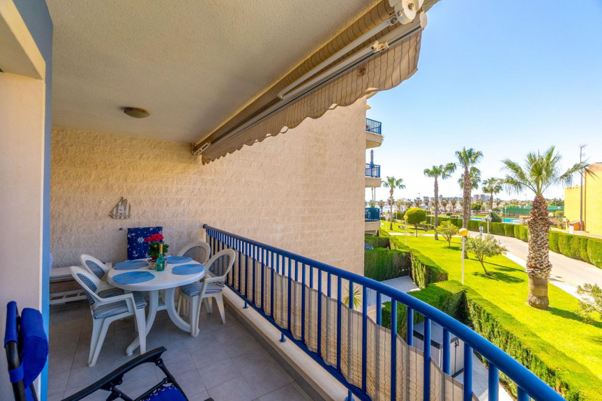 Dehesa de Campoamor, Apartamento con garaje