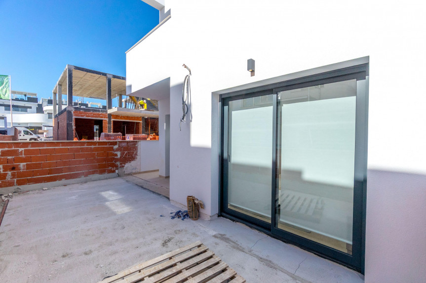Torrevieja, Apartments overlooking the pink lake
