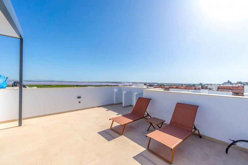Torrevieja, Apartments overlooking the pink lake