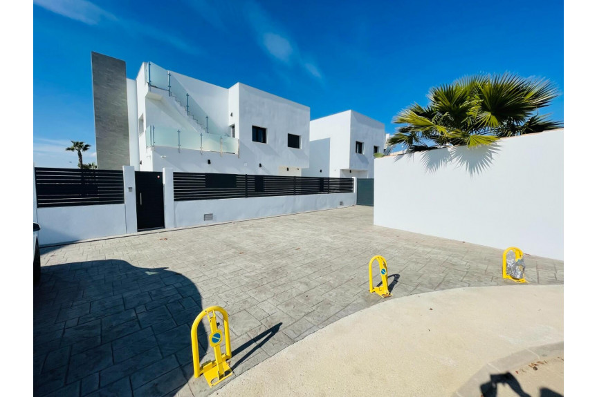 Torrevieja, House in Torrevieja