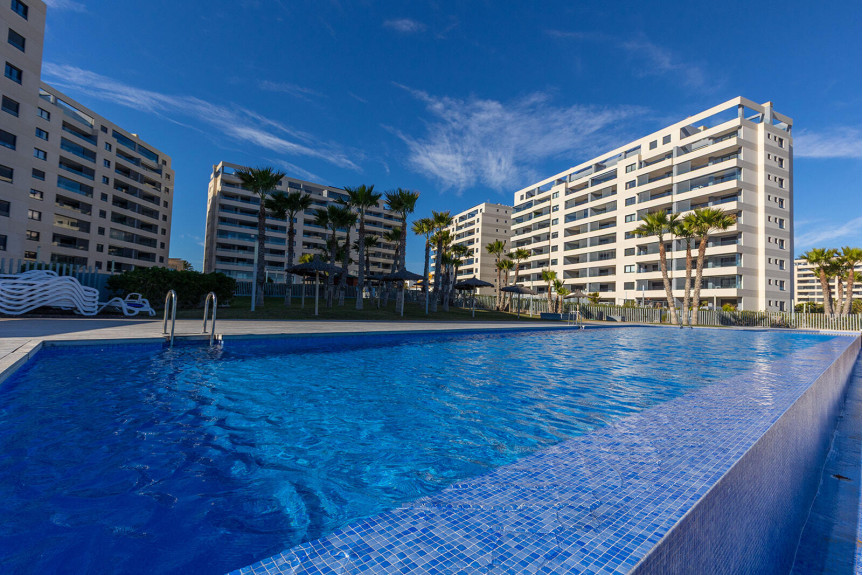 Punta Prima, Apartment with a sea view