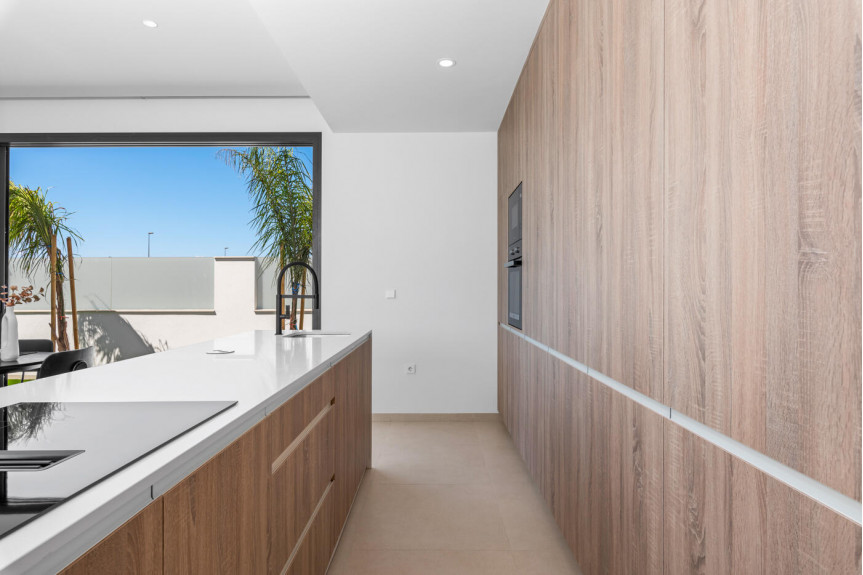 Los Alcazares, Wille parterowe