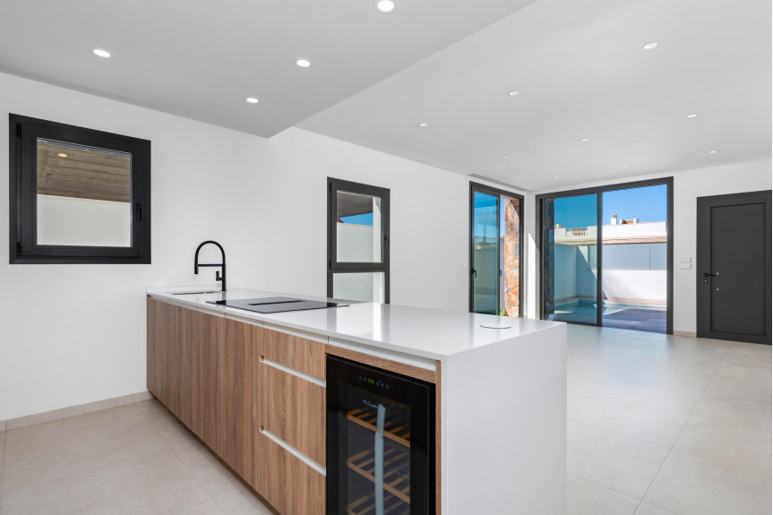 Pilar de la Horadada, Nowe apartamenty