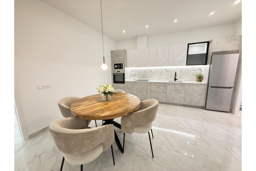 Torrevieja, Apartament blisko plaży