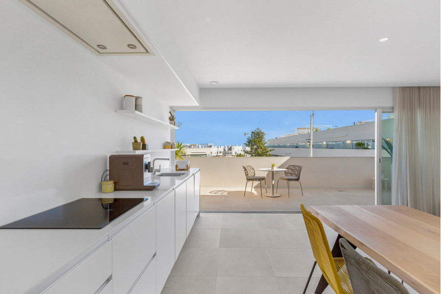 Los Balcones, &Aacute;tico de dise&ntilde;o en Mirasal, Los Balcones, con sol&aacute;rium