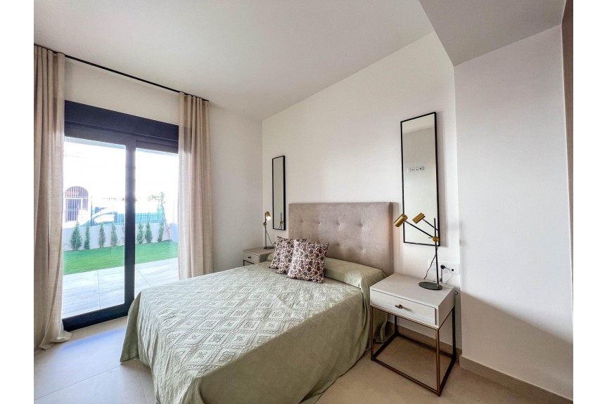 Torrevieja, Apartment with solarium in La Veleta