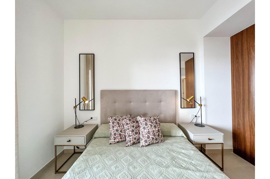 Torrevieja, Apartment with solarium in La Veleta