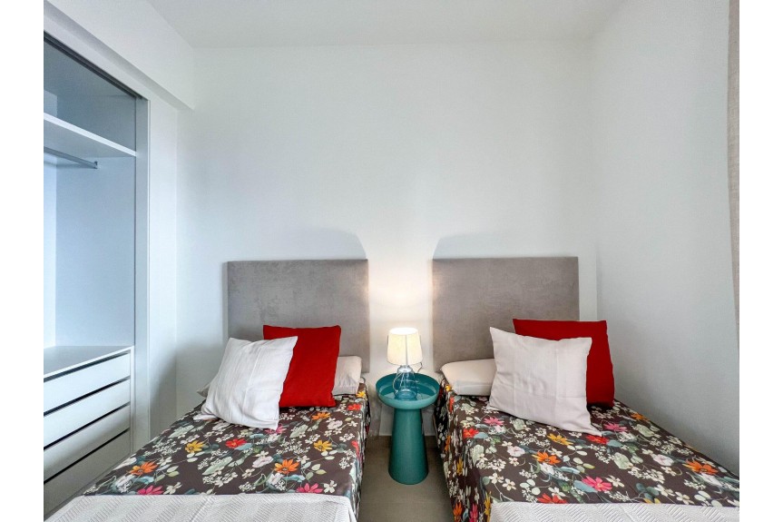 Torrevieja, Apartment with solarium in La Veleta