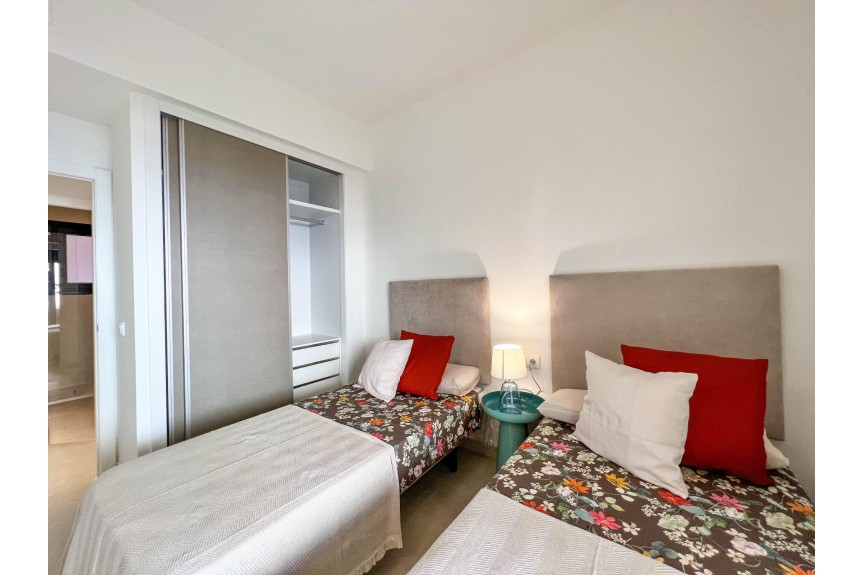 Torrevieja, Apartment with solarium in La Veleta