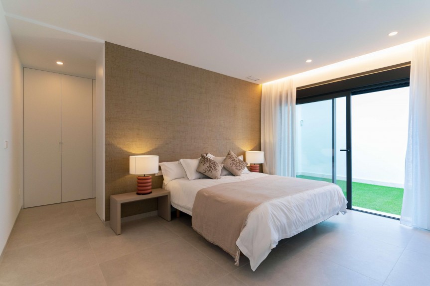 Rojales, Luxury villas