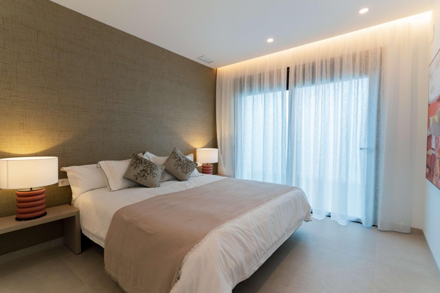 Rojales, Luxury villas