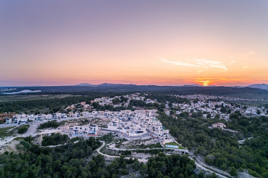 San Miguel de Salinas, New bungalow