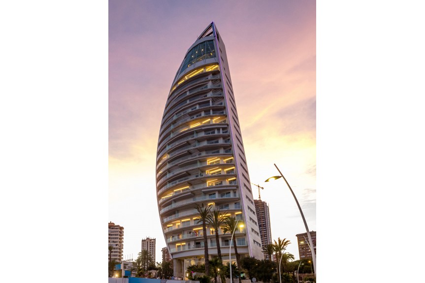 Benidorm, Delfin Tower