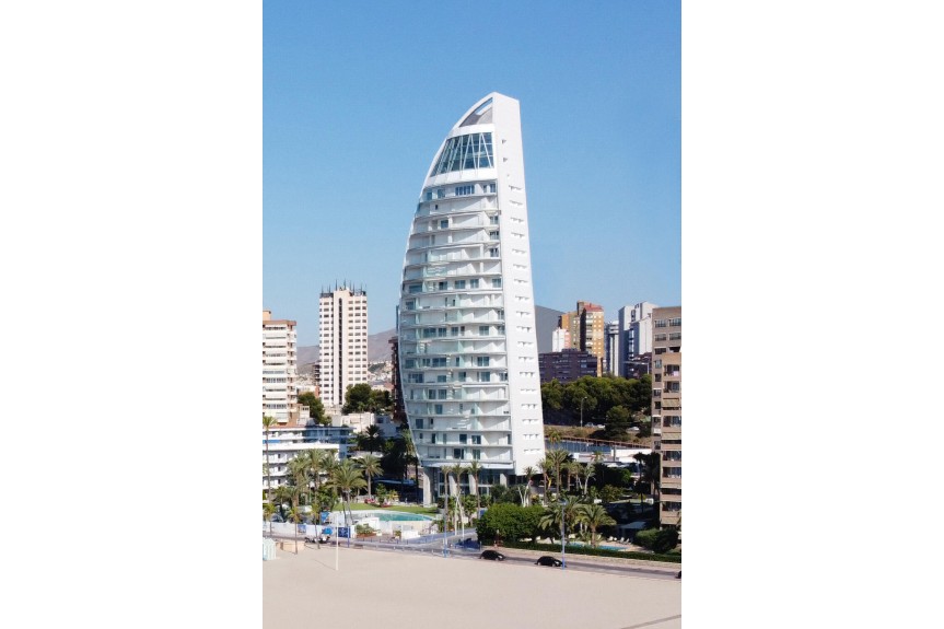 Benidorm, Delfin Tower