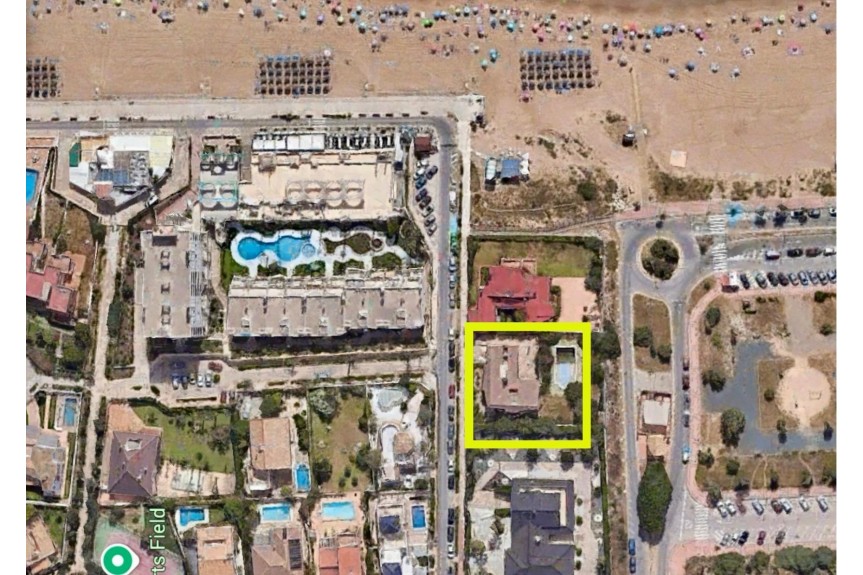 alicante, Torrevieja, Plot