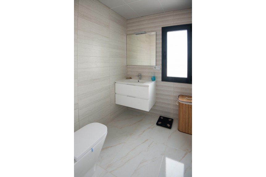 Pinar de Campoverde, Wille z basenem