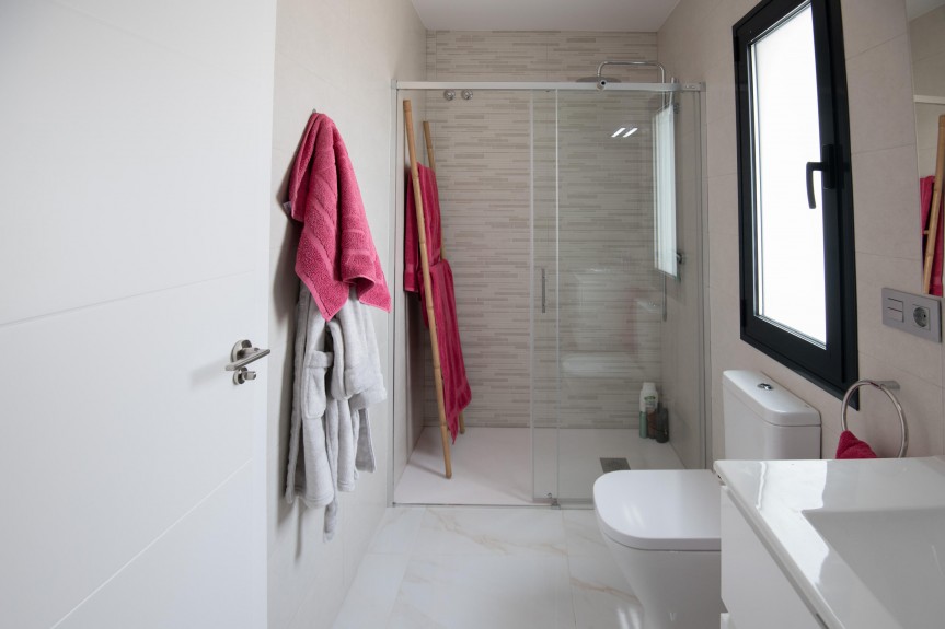 Pinar de Campoverde, Wille z basenem