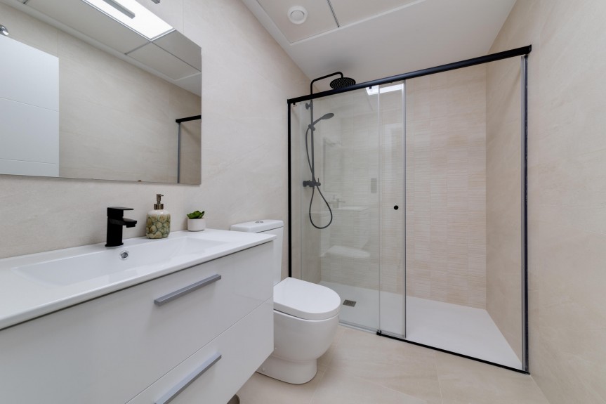 Los Alc&aacute;zares, New apartments