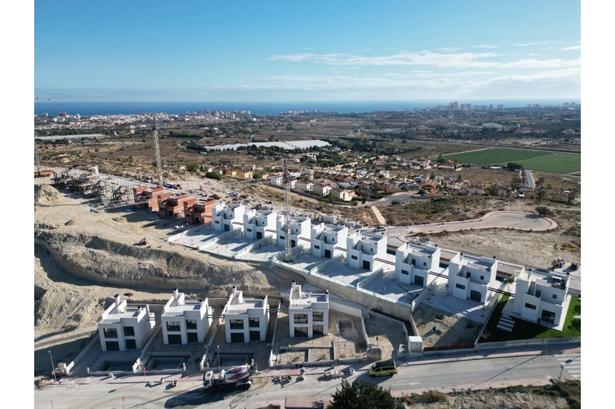 Alicante, Piękne luksusowe wille