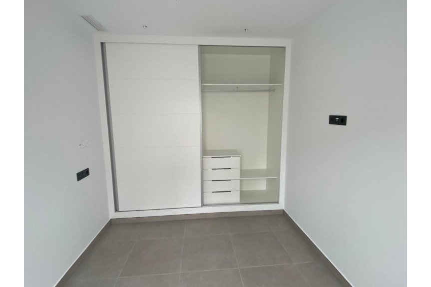 Los Alc&aacute;zares, Luksusowe wille