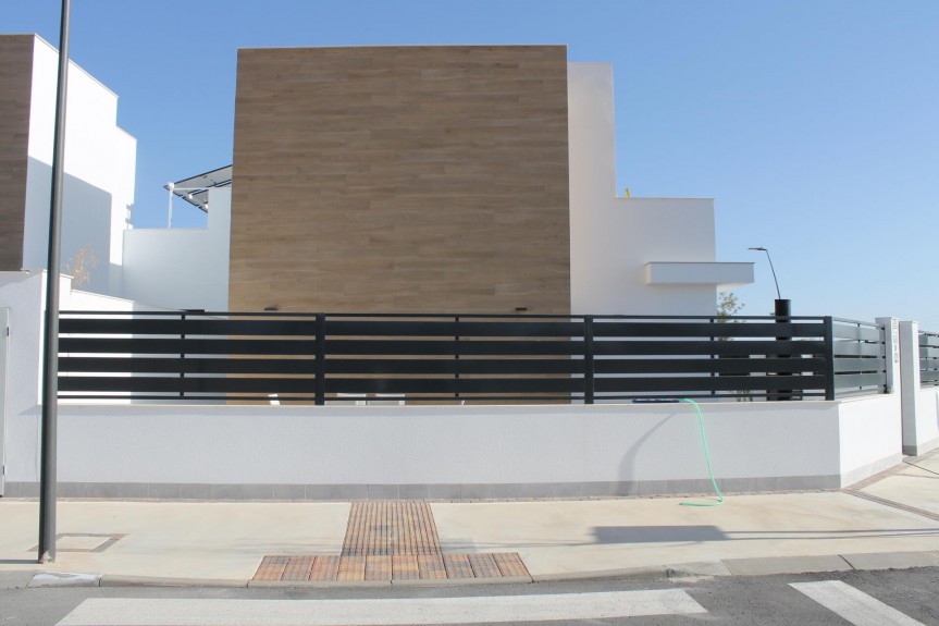 Roldan, Luksusowy kompleks willi