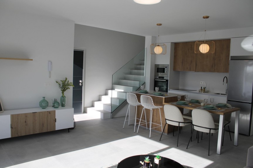 Roldan, Luksusowy kompleks willi