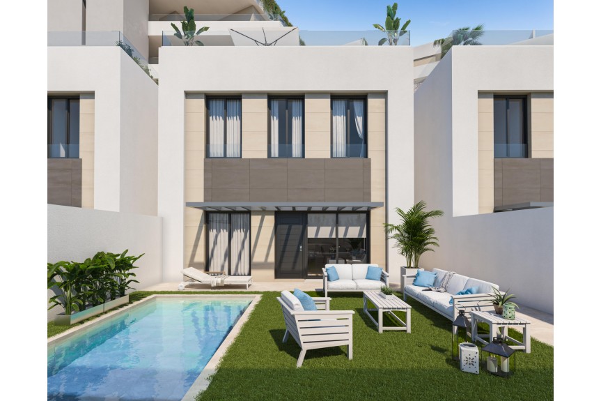 Aguilas, Levansur Home SIX