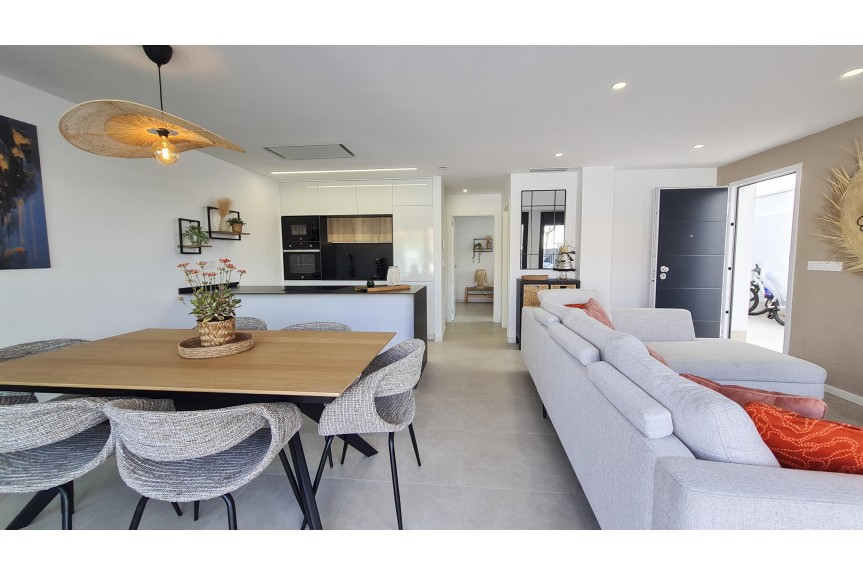 San Pedro del Pinatar, Wille z basenem