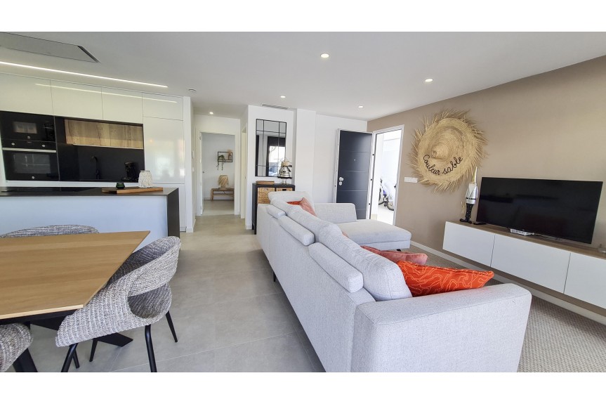 San Pedro del Pinatar, Wille z basenem