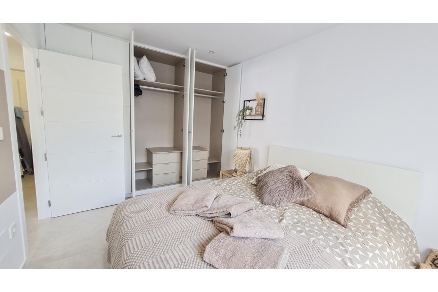 San Pedro del Pinatar, Wille z basenem