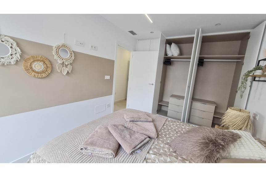 San Pedro del Pinatar, Wille z basenem