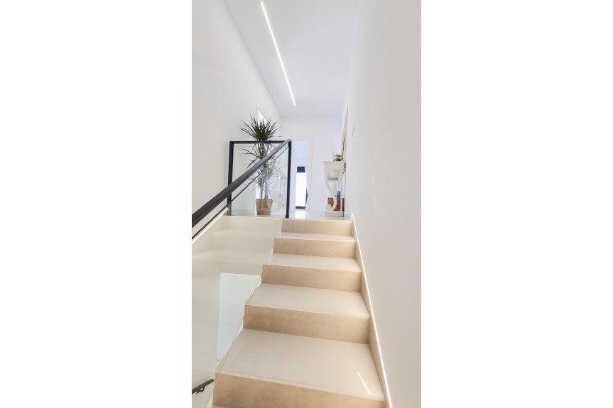 San Pedro del Pinatar, Wille z basenem