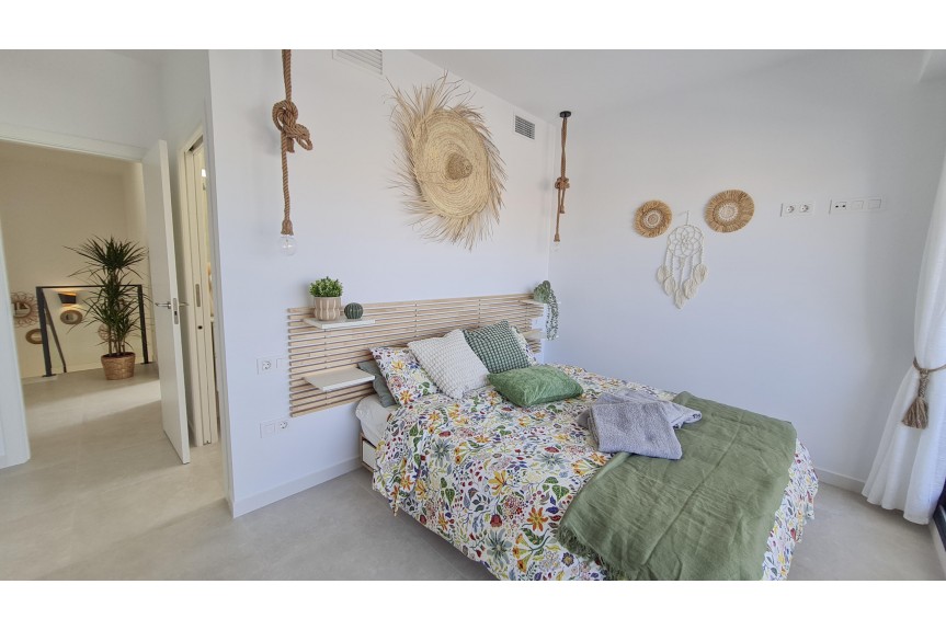 San Pedro del Pinatar, Wille z basenem