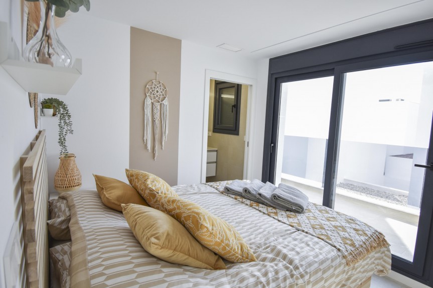 San Pedro del Pinatar, Wille z basenem