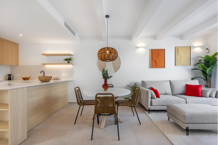 Dolores, New apartments