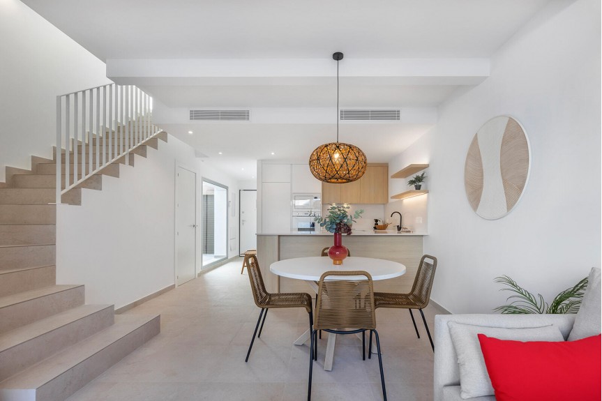 Dolores, New apartments