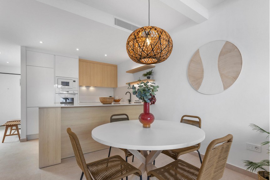 Dolores, New apartments