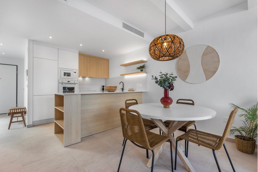 Dolores, New apartments