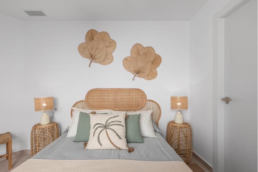 Dolores, New apartments