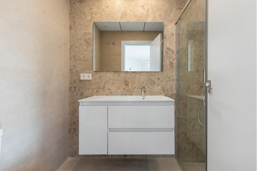 Dolores, New apartments