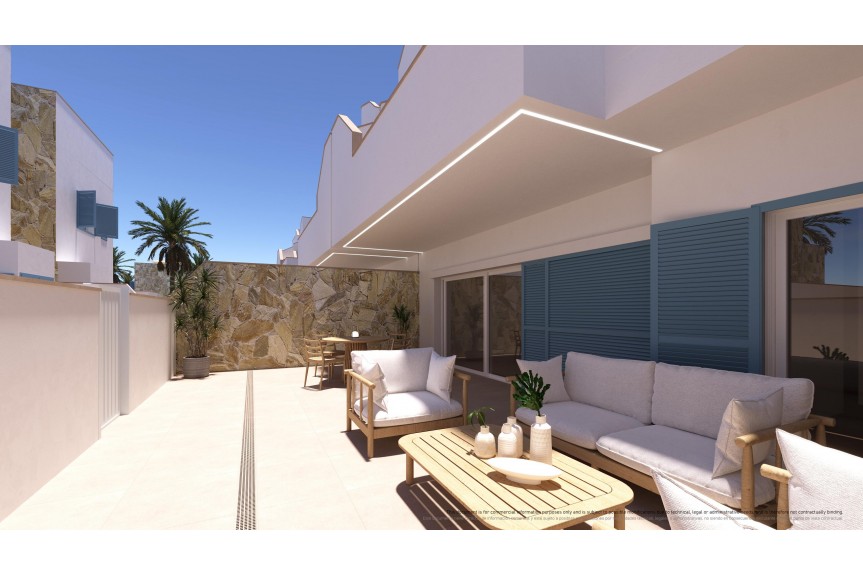 Pilar de la Horadada, Porto Marina Plaza