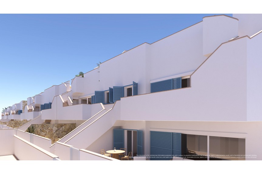 Pilar de la Horadada, Porto Marina Plaza