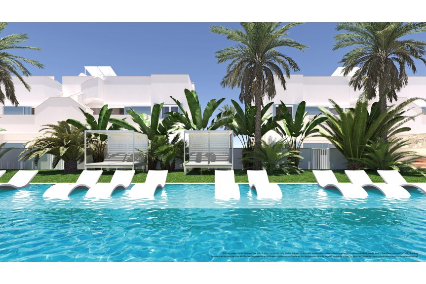 Pilar de la Horadada, Porto Marina Plaza