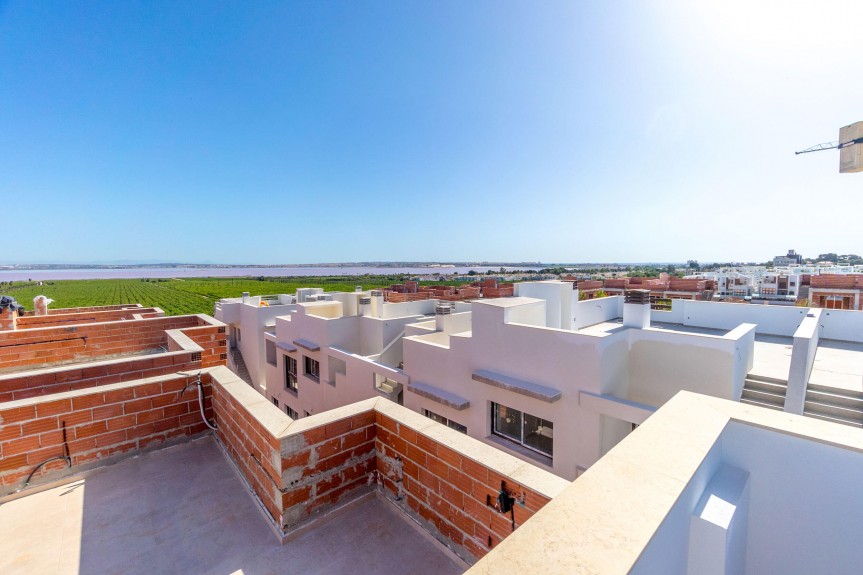Torrevieja, Apartments overlooking the pink lake